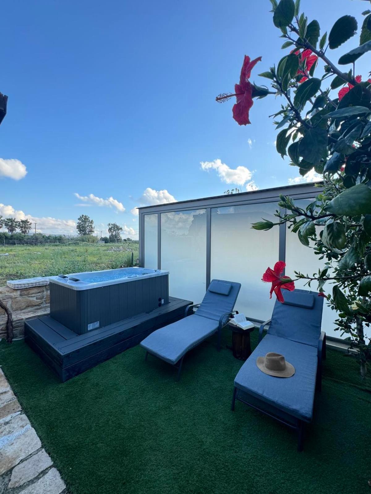Studio Eleni - Oasis Holiday Houses Кокинос Пиргос Екстериор снимка