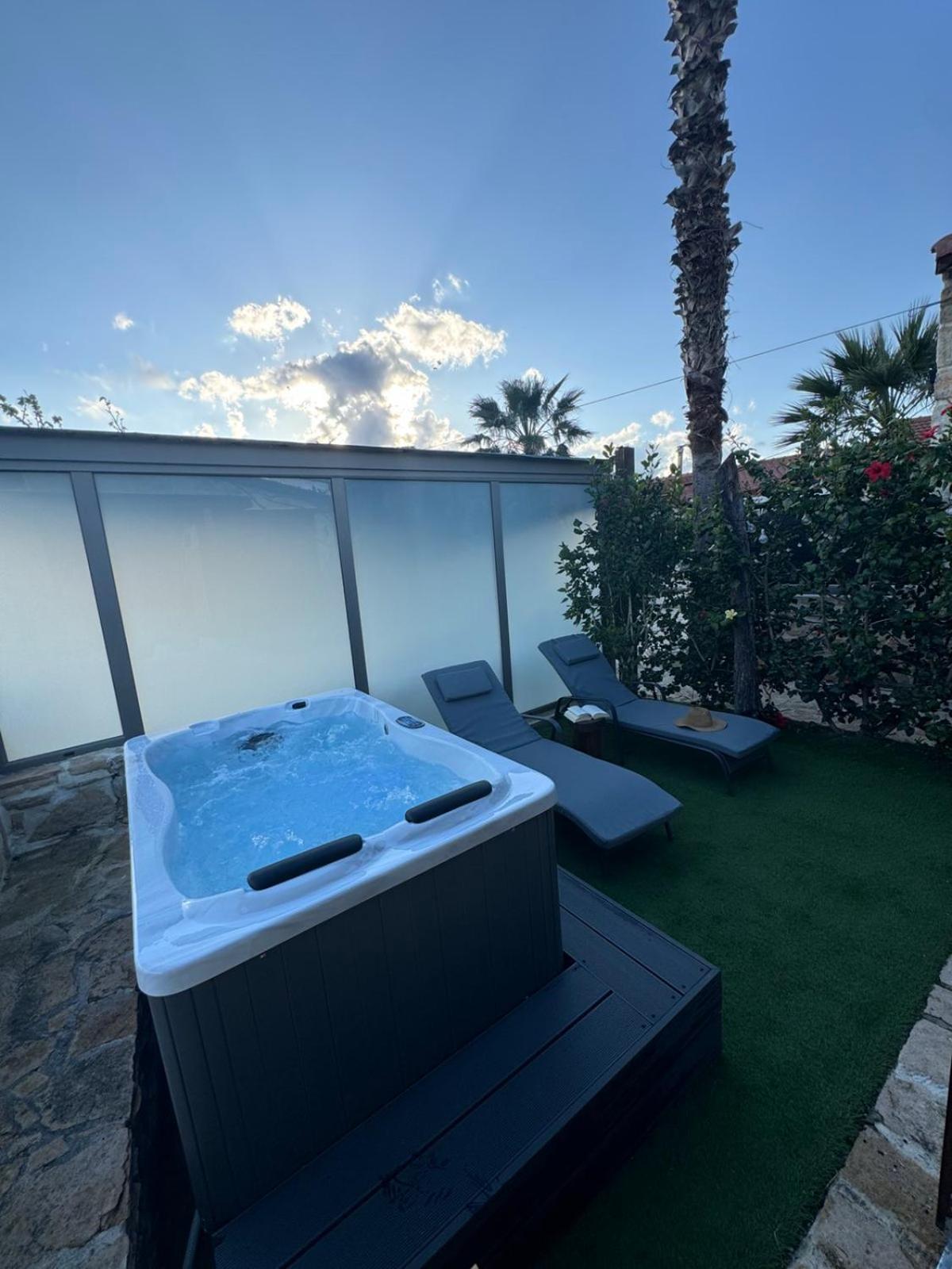 Studio Eleni - Oasis Holiday Houses Кокинос Пиргос Екстериор снимка